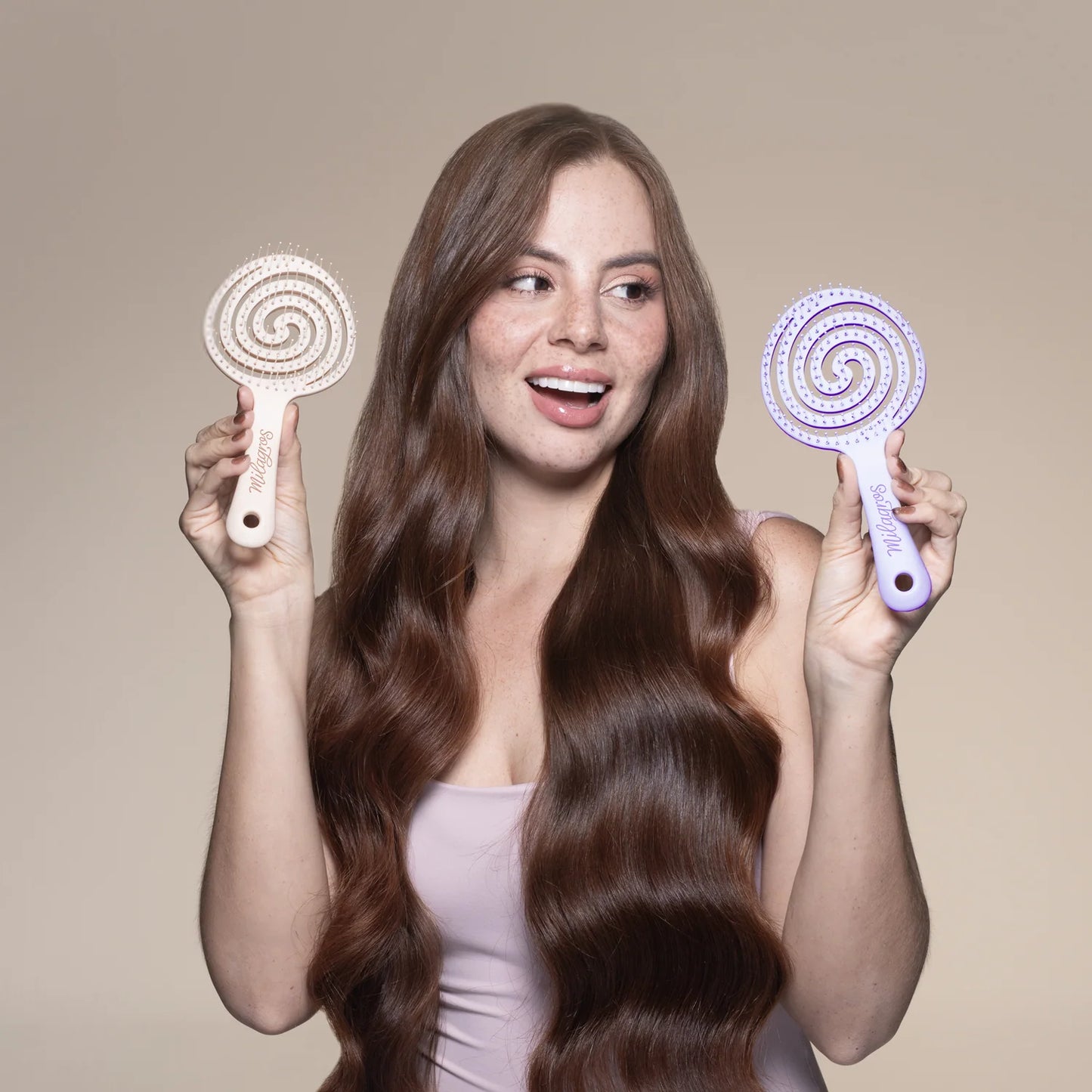 Cepillo Anti-enredos y Masajeador Capilar 2 en 1